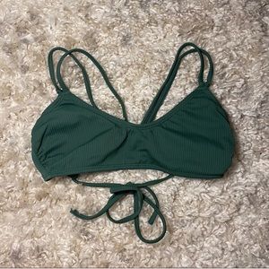 Scoop neck bikini top